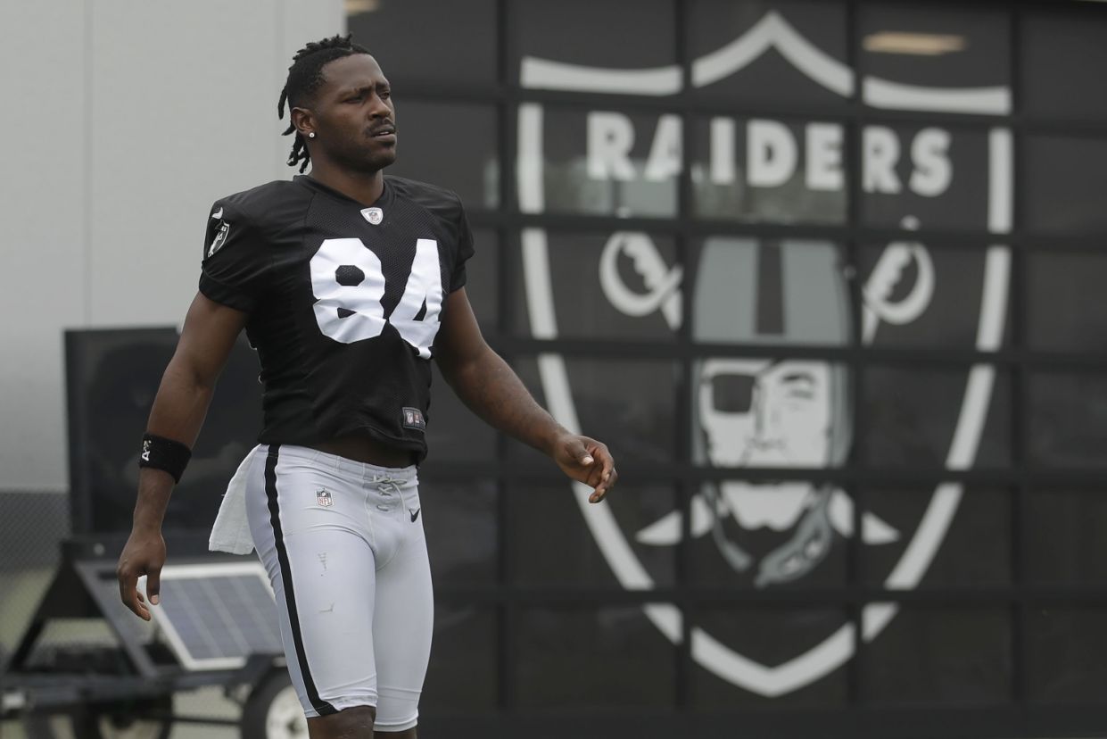Raiders coach Jon Gruden said wideout Antonio Brown practiced Tuesday with the proper helmet. (AP)